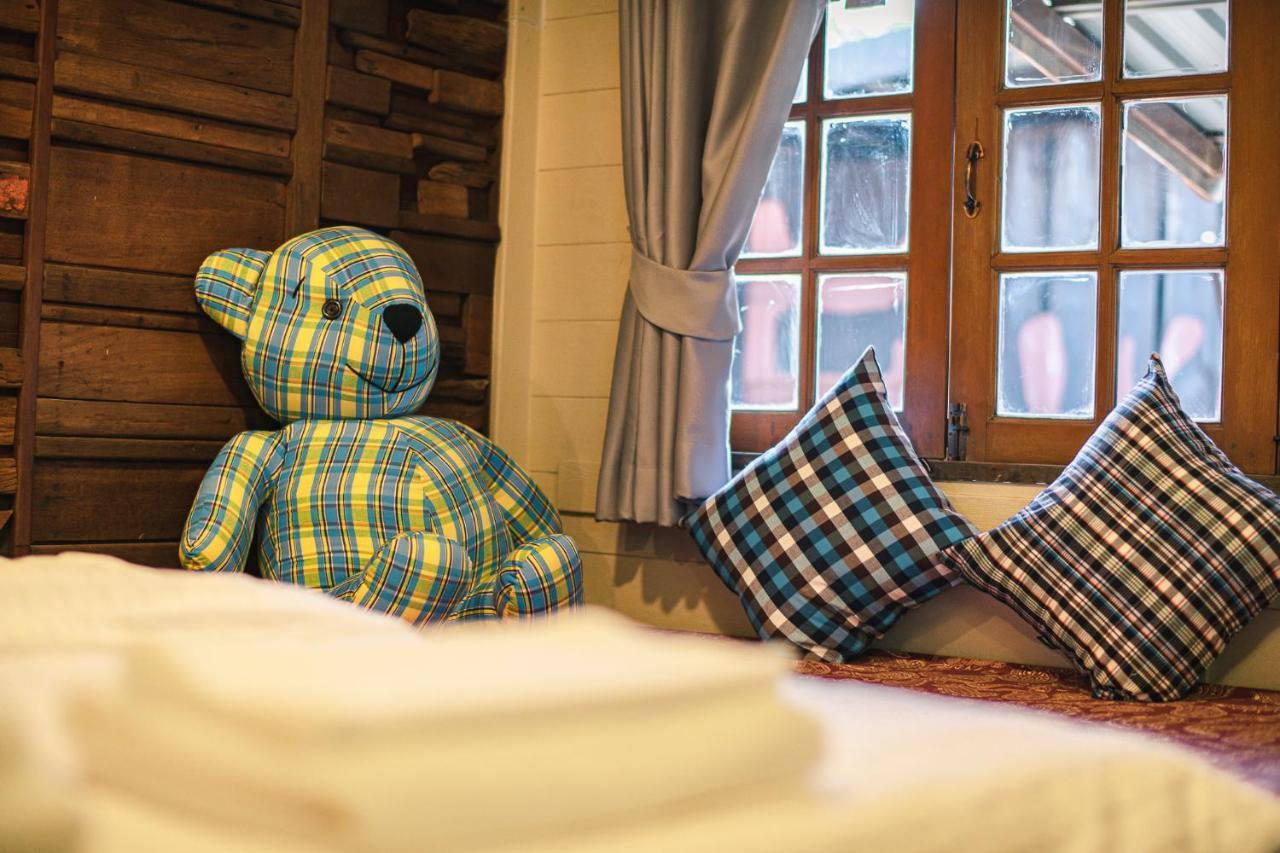Suankaew​ Art​ Hostel​ Чонбури Экстерьер фото