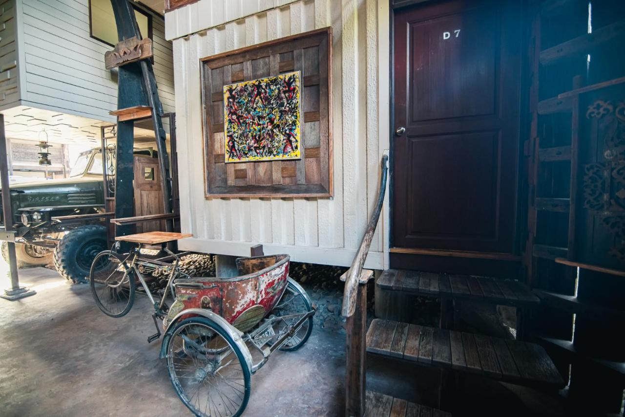 Suankaew​ Art​ Hostel​ Чонбури Экстерьер фото